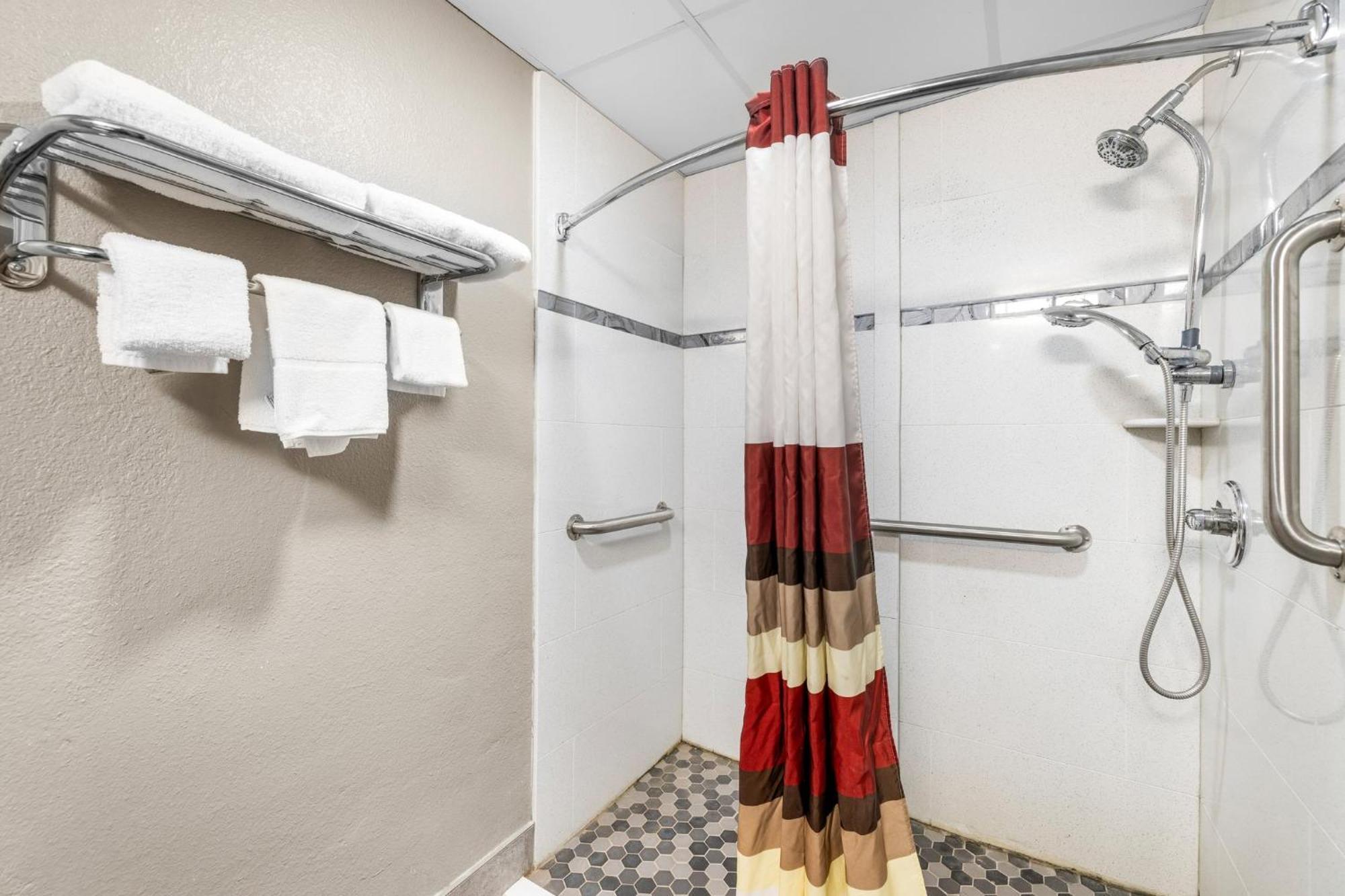 Red Roof Inn Niagara Falls Bagian luar foto